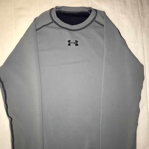 Under Armour boys coldgear reversible T-shirt size YXL - Picture 3 of 3